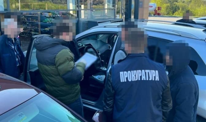 На Львівщині чоловік за 6,5 тисячі доларів вносив ухилянтів у систему «Шлях»