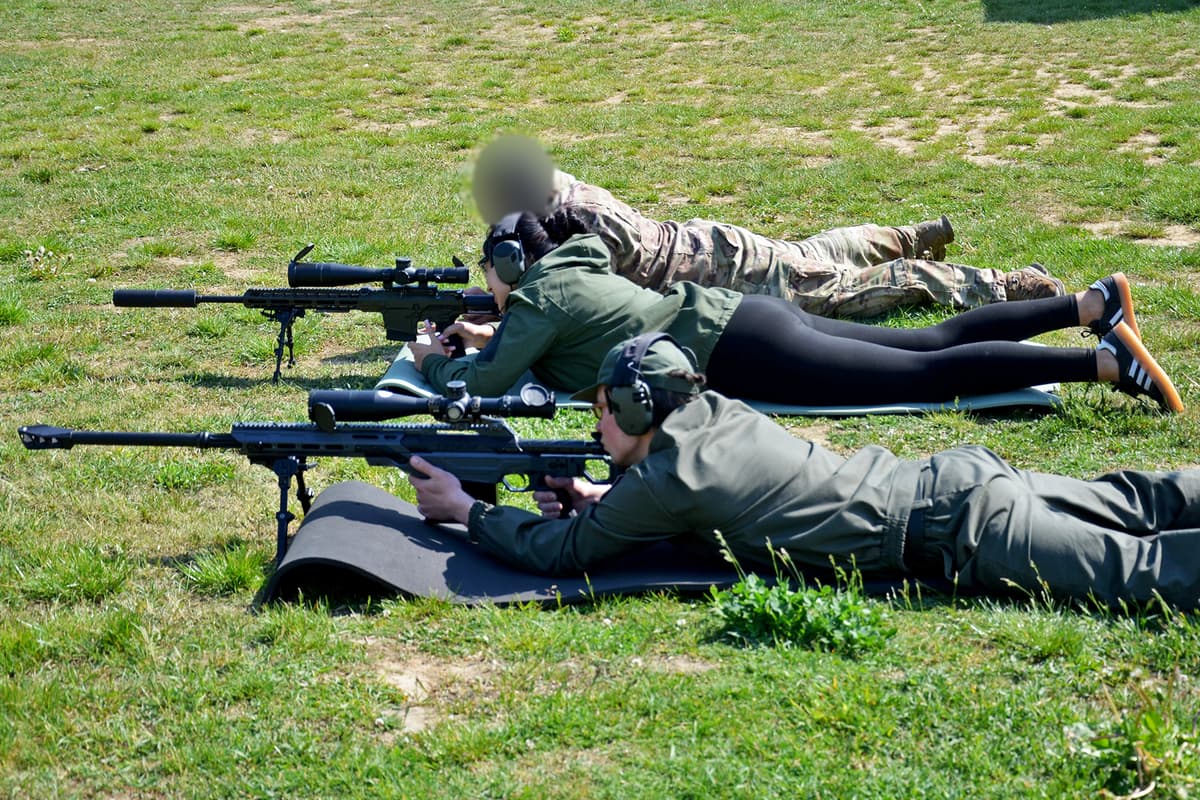 До Дня Героїв на Львівщині провели показовий вишкіл із БпЛА, такмеду та мінної безпеки