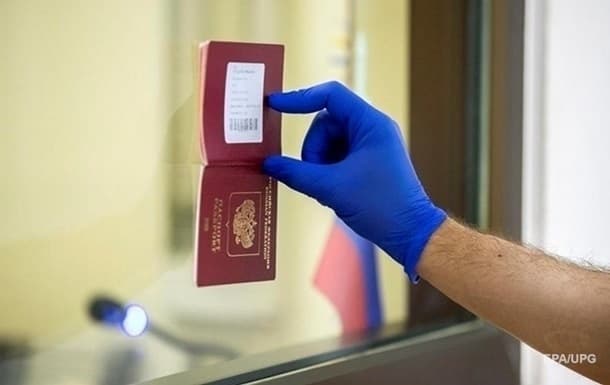 Польща закрила в’їзд для росіян повітрям і морем
