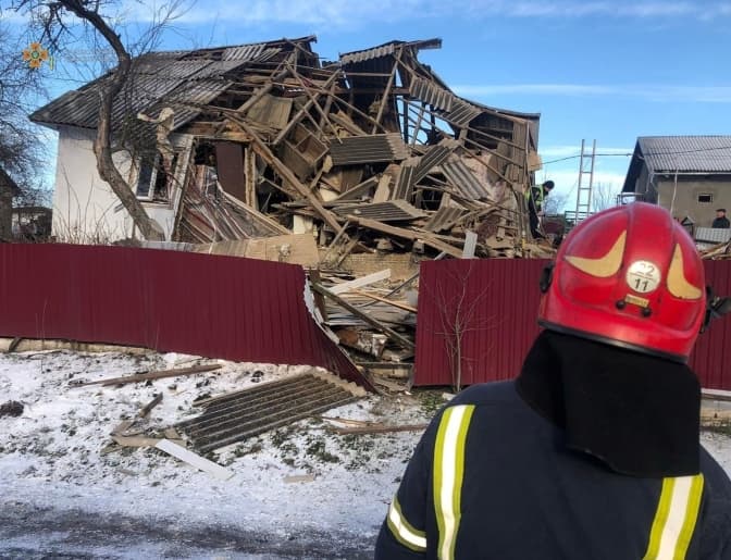 Медики повідомили про стан родини, що постраждала від вибуху газу біля Сокаля