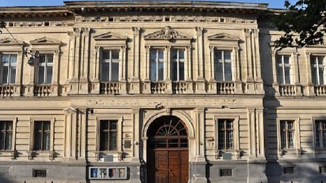 У Львові відремонтують фасади будівлі Галереї мистецтв на Стефаника