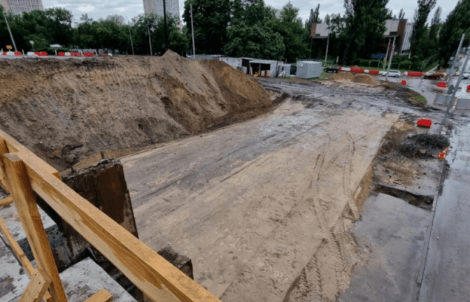 В Києві триває реконструкція Дегтярівського шляхопроводу. Що зроблено