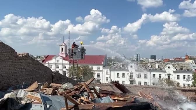 росія завдала ракетного удару по Чернігову під час виставки дронів