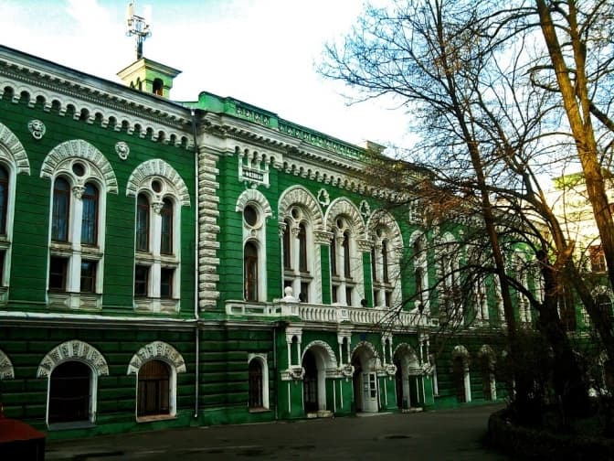 В Україні планують об'єднати п'ять університетів