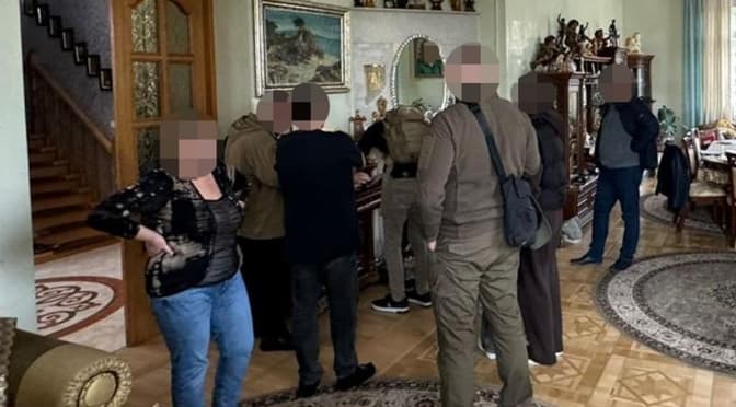 СБУ викрила «схему для ухилянтів» у приватному львівському виші