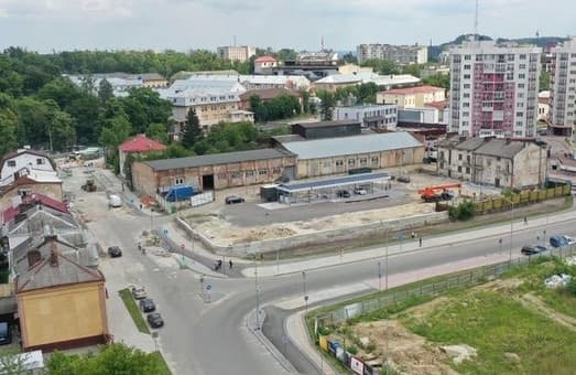 Фото: Квазікільце на вул. Шевченка/Справжня варта