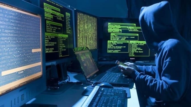 Хакери Anonymous «злили» дані понад 300 тисяч росіян, яких хочуть мобілізувати