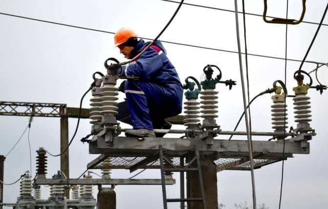 На Львівщині через негоду майже 400 населених пунктів залишились без світла