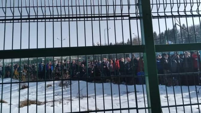 Що відбувається на пішому переході в Шегинях. Фото