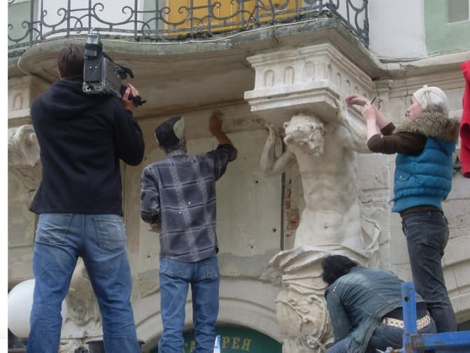 Львів реставруватиме балкони, брами й вікна без GIZ. Як це буде