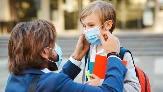 Маски та вакцинація. Як вберегтись від «Дельти»