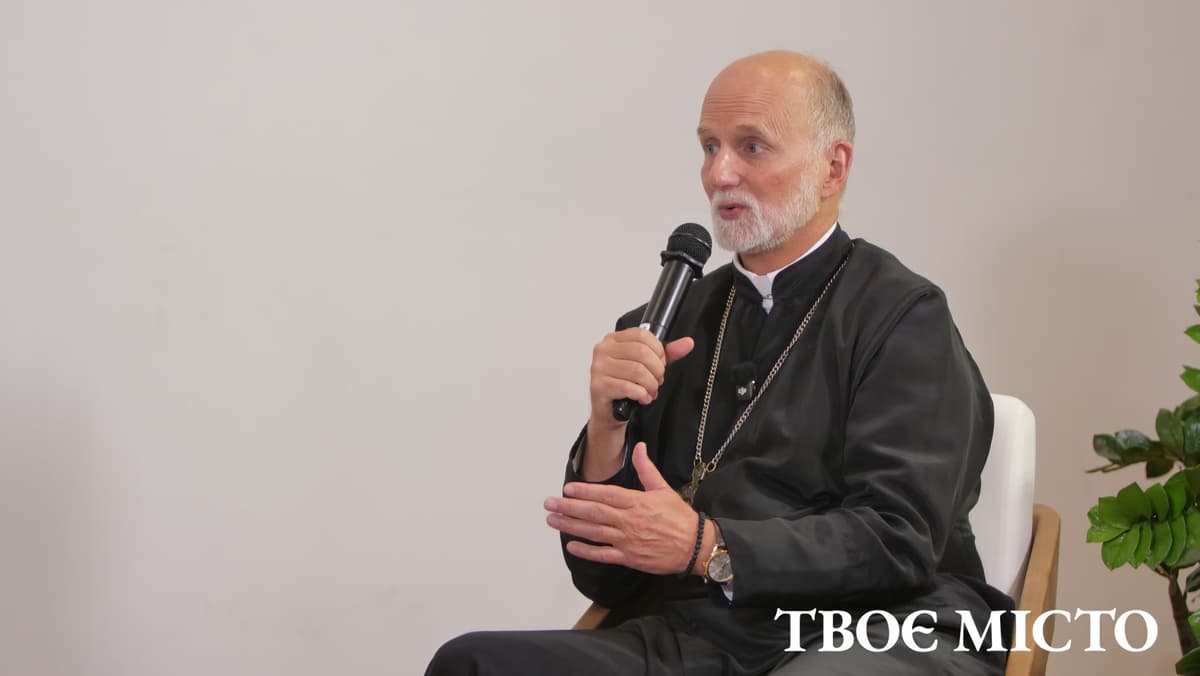 Владика Борис Гудзяк про лідерство у час непевності, що відомо про наслідки обстрілу Стрия та екснардеп про корупцію і пожежі. Ключове за 13 вересня