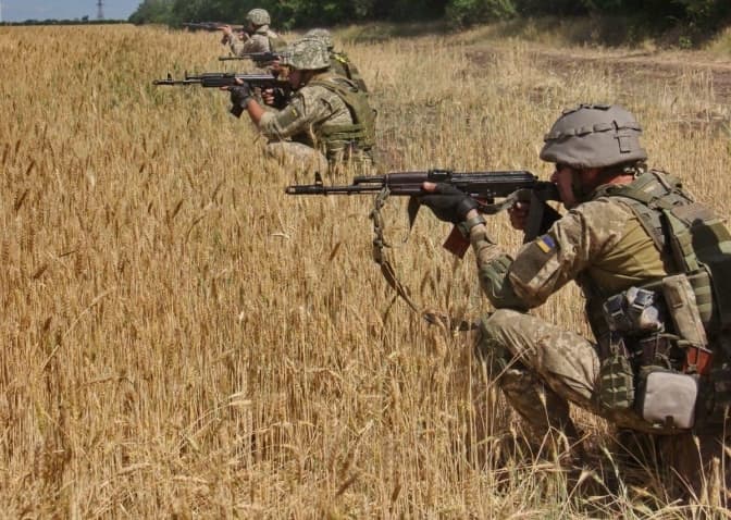 Ворог продовжує безуспішні наступальні дії на 5 напрямках, – Генштаб