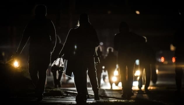 «Ситуація складна». В Yasno розповіли, коли в Києві стабілізується постачання електроенергії