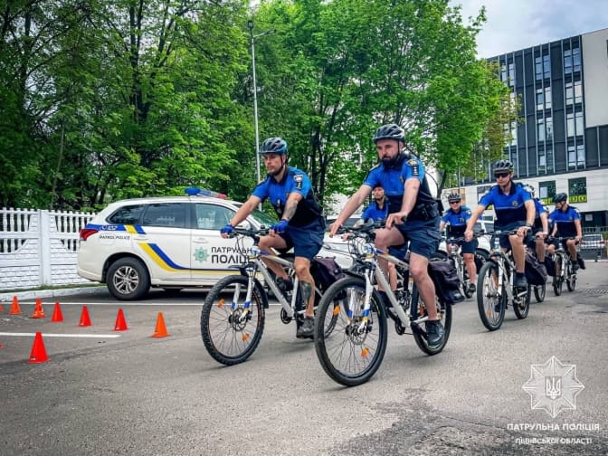 У Львові розпочав роботу велопатруль. Поліцейські патрулюють парки, сквери та туристичні зони