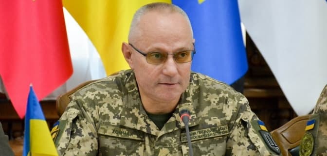 Руслан Хомчак йде з посади головнокомандувача ЗСУ