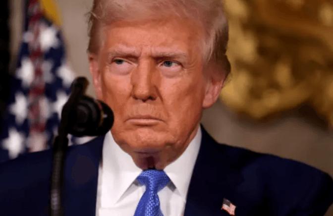 Трамп заявив, що отримав листа від Зеленського про готовність України до переговорів. Оновлено