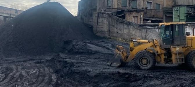 На Львівщині розікрали вугілля на майже 2,4 млн гривень та резонансні затримання у Київраді. Підсумки доби