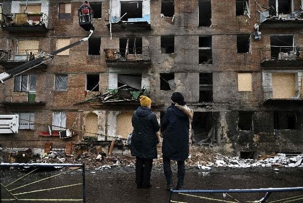 У Києві мешканці постраждалих будинків можуть отримати допомогу. Які документи потрібно