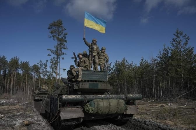 Протягом минулої доби ворог завдав 49 ракетних та 37 авіаційних ударів