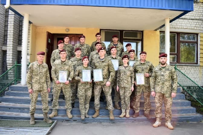 Львівські десантники вибороли першість у змаганнях з тактичної медицини