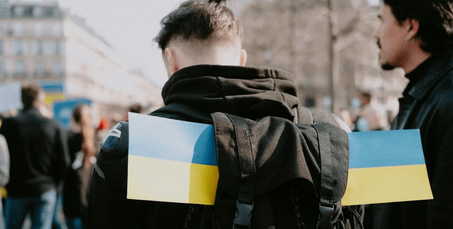 ЄС думає про виключення українських чоловіків призовного віку зі схеми захисту / Фото: pexels.com