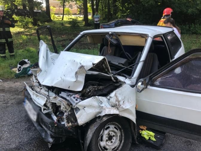 Неподалік Львова через п’яного водія в аварії постраждали п’ятеро людей