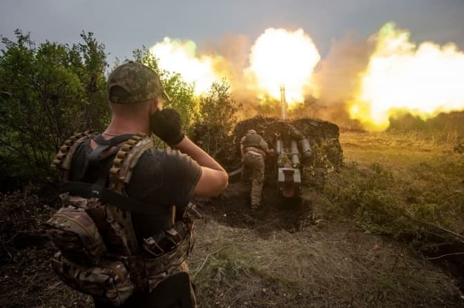 Львівські десантники «приземлили» російський винищувач