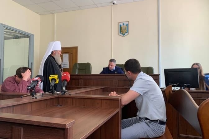 Суд дозволив зняти з колишнього «настоятеля» Лаври Павла (мерседеса) електронний браслет