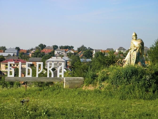 Куди поїхати на вихідні зі Львова: місто мисливців на бобрів