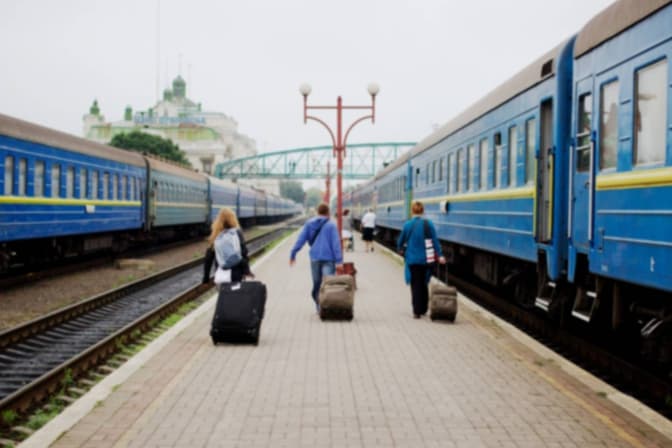 На Покрову через Львів курсуватимуть додаткові потяги
