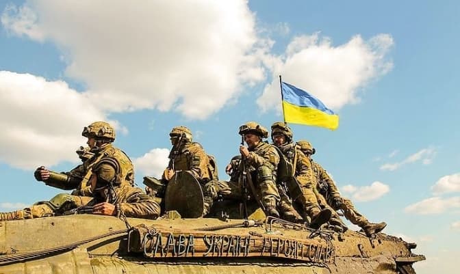 В Україні пропонують створити День Героїв