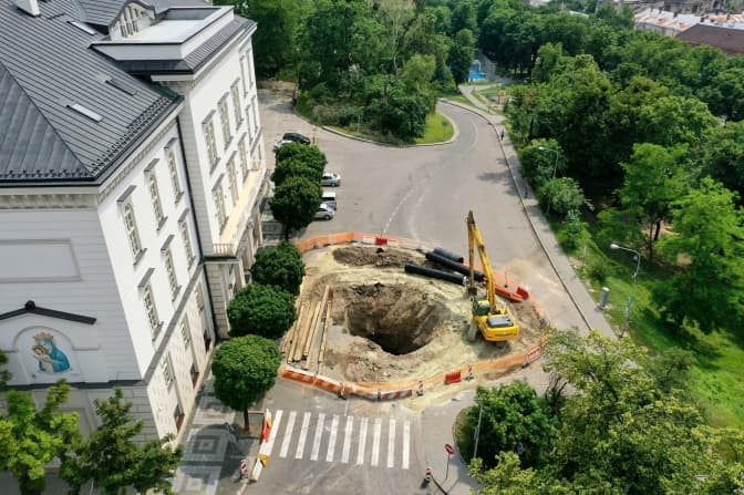 У Львові просять тимчасово зробити вулицю Підвальну двосторонньою