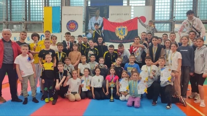Збірна каратистів зі Львівщини здобула перемогу на Кубку України