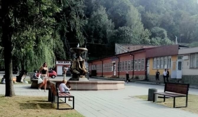 Фонтан поблизу станції Підзамче у Львові тимчасово не працюватиме