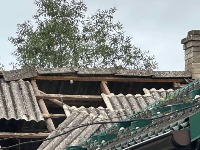 Наслідки ракетної атаки на Львівщині. Скільки будинків пошкоджено