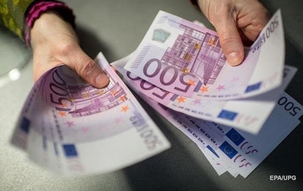 Поліцейські затримали рекетирів із Львівщини, які вимагали гроші у перевізників