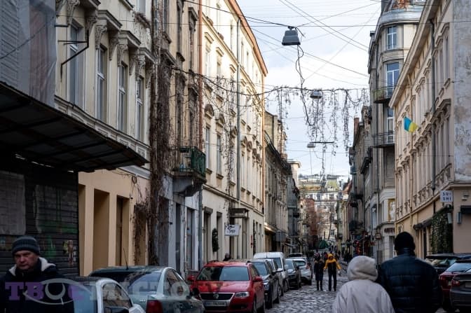 Сьогодні львів'ян попереджають про ожеледицю на дорогах