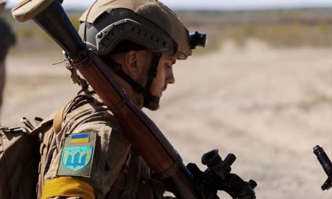 В України підвищать зарплати військовим: скільки платитимуть і як нараховуватимуть