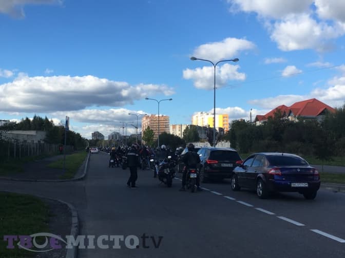 Через закриття мотосезону у Львові ускладнений рух