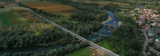 На Дорозі Єдності ремонтують один з найдовших мостів на Львівщині