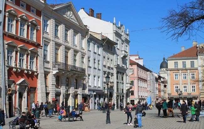 Львівські готелі також ідуть на карантин