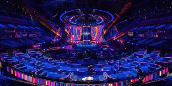 Як минув перший півфінал Євробачення та які пісні виконали запрошені українці. Відео