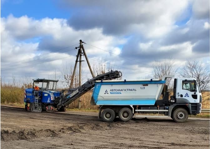 На Львівщині дорожники почали облаштування кільцевої розв’язки у Жовкві