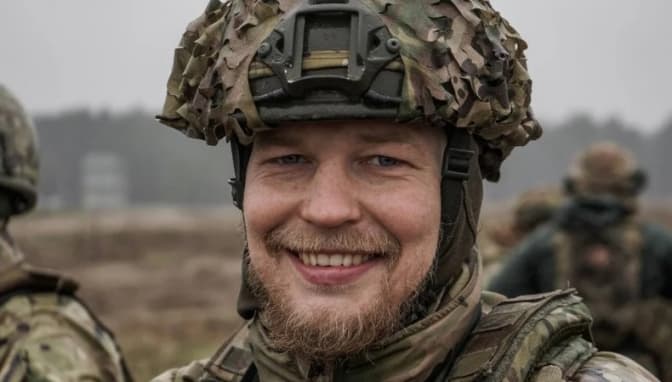 В Києві сталася сутичка між озброєним посадовцем НБУ і військовим