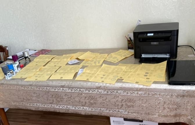 СБУ викрила на Львівщині масштабну аферу з Covid-сертифікатами