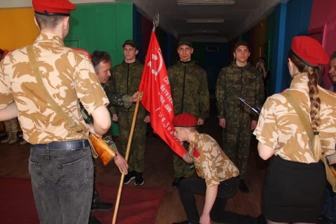Росія мілітаризує українських дітей на тимчасово окупованих територіях