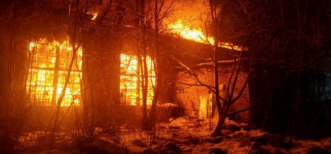 На території заводу «Львівсільмаш» трапилася пожежа. Фото