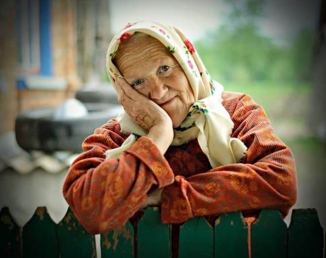 Самотніх львів'ян на час карантину забезпечуватимуть продуктами