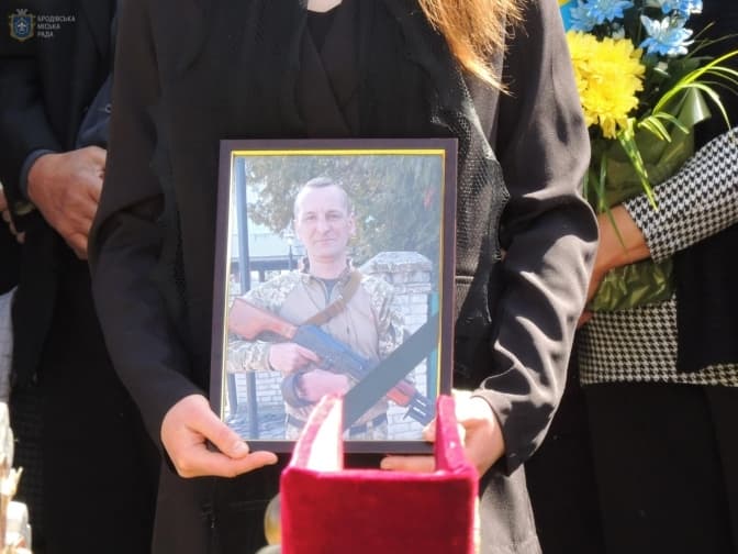 На Львівщині попрощались із тероборонівцем, який загинув від ворожої міни